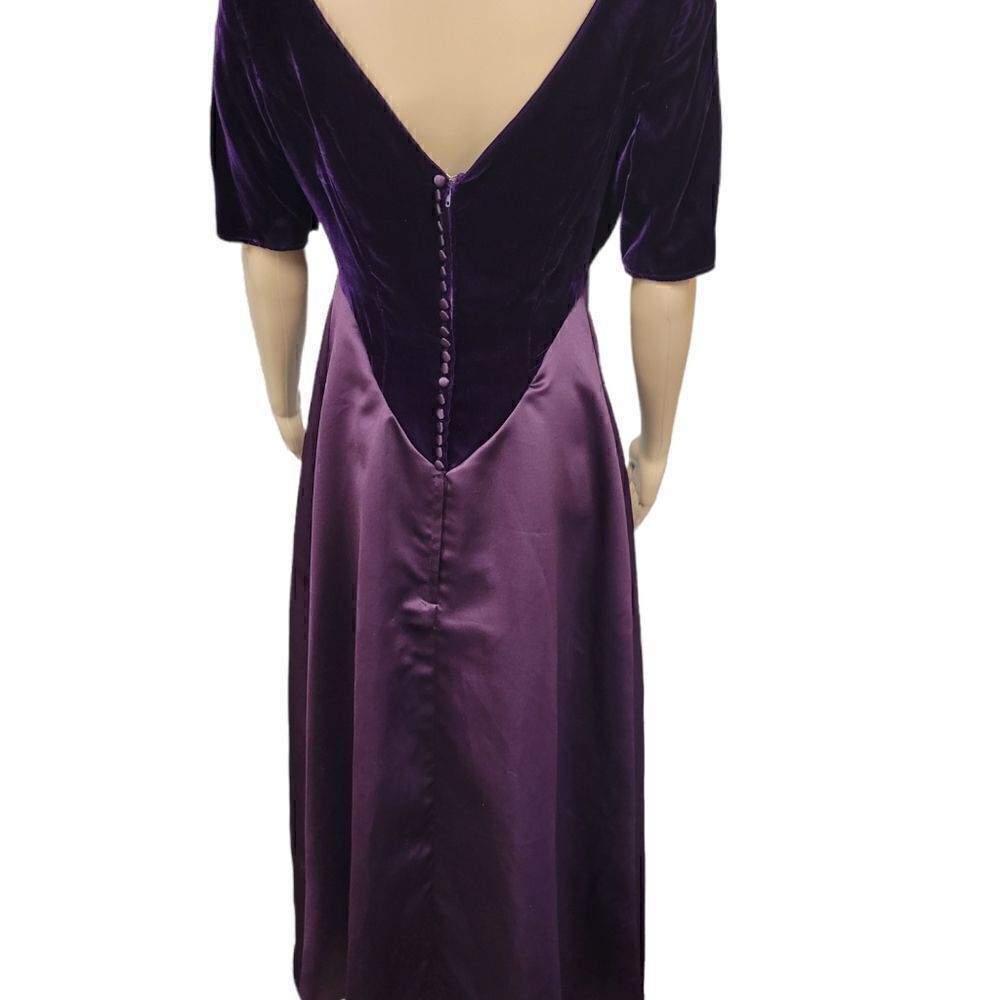 Alfred Angelo Velvet Gown   - Picture 3 of 6